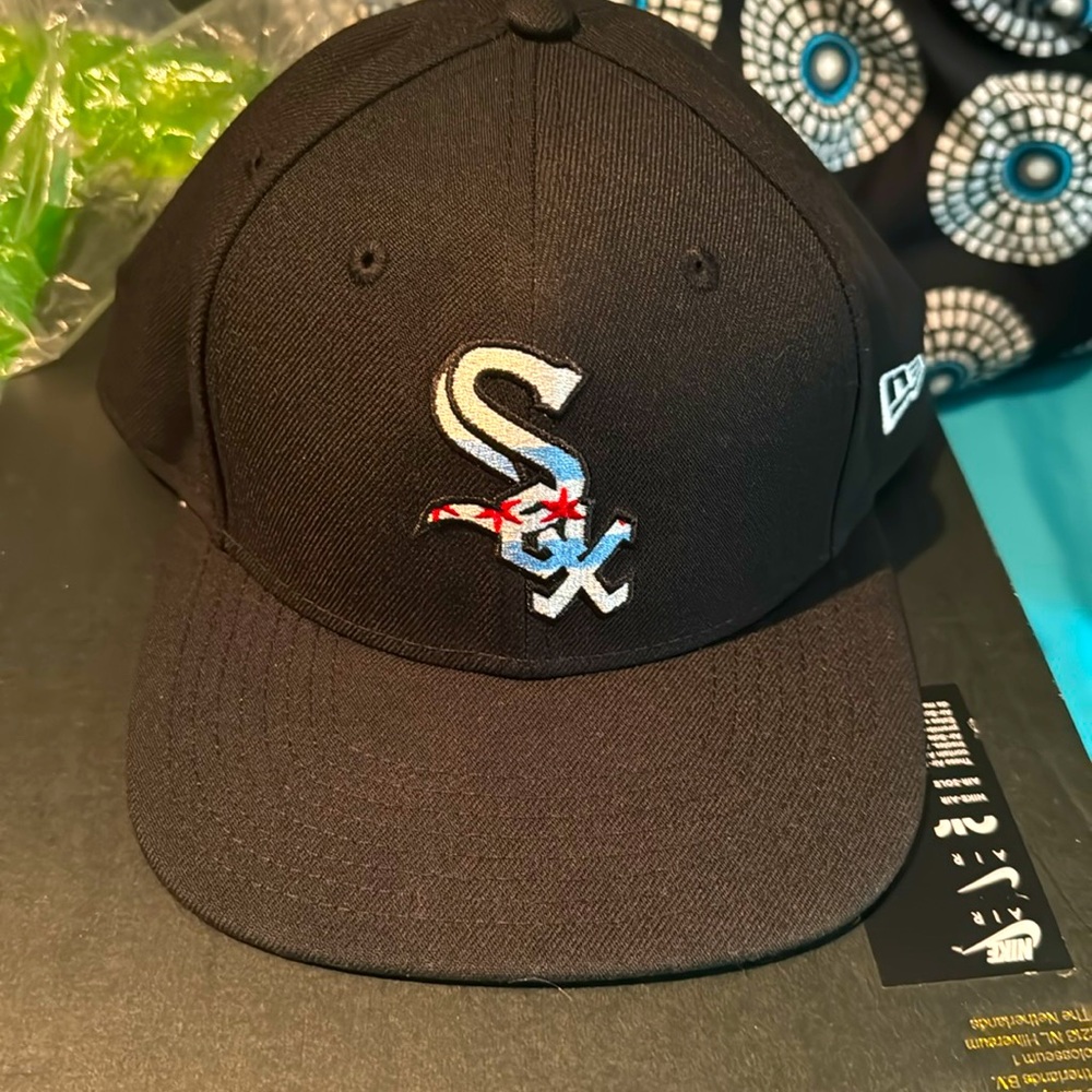 Chicago White Sox SnapBack (City Flag)